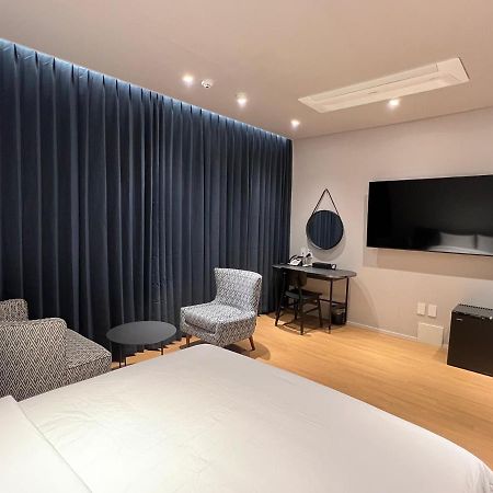 Jinhae Intercity Hotel Cshangvon Kültér fotó