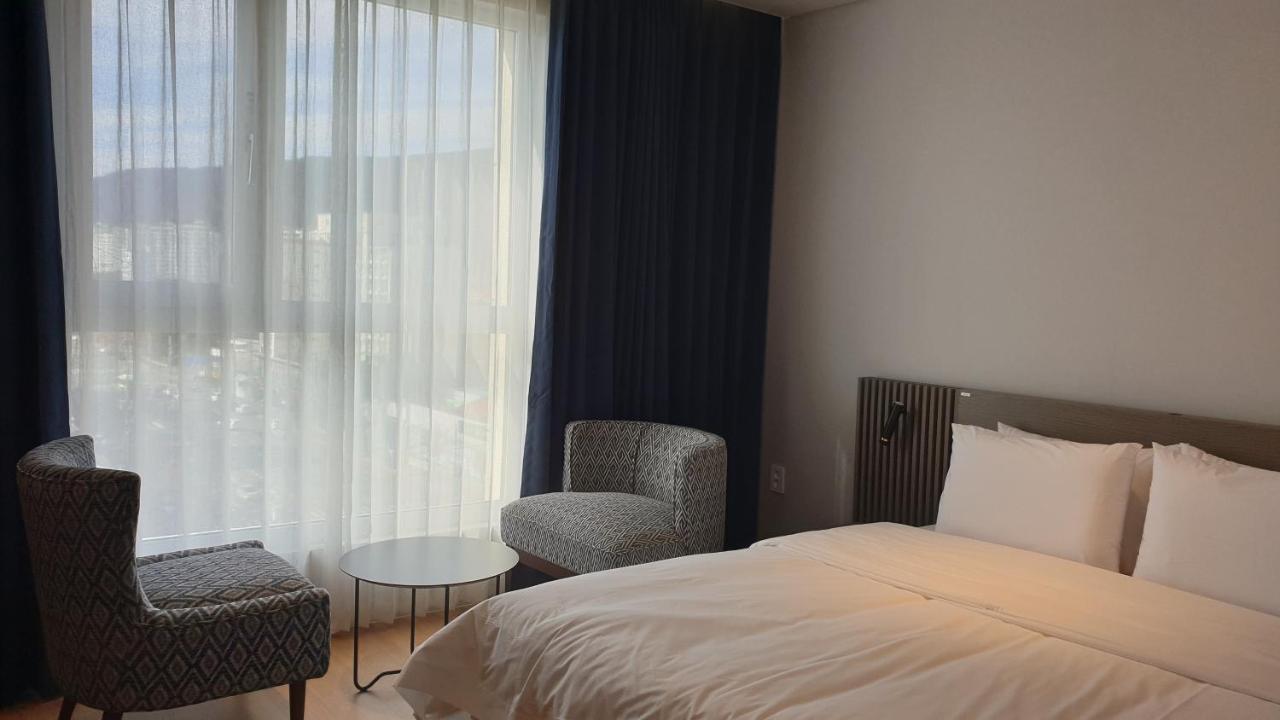 Jinhae Intercity Hotel Cshangvon Kültér fotó