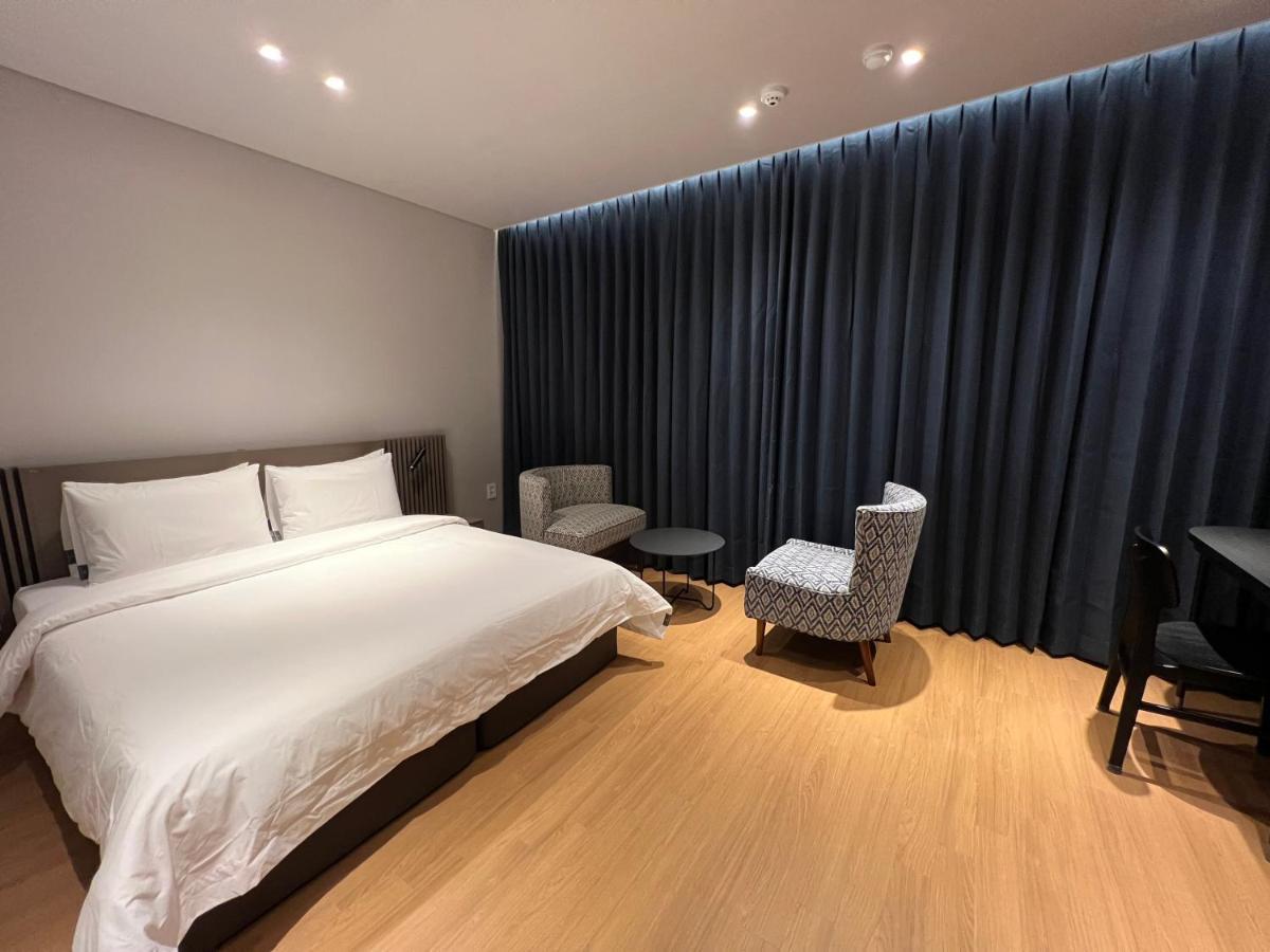 Jinhae Intercity Hotel Cshangvon Kültér fotó